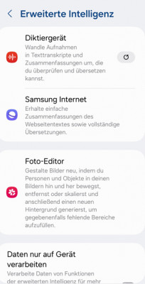 KI am Handy 2.jpg